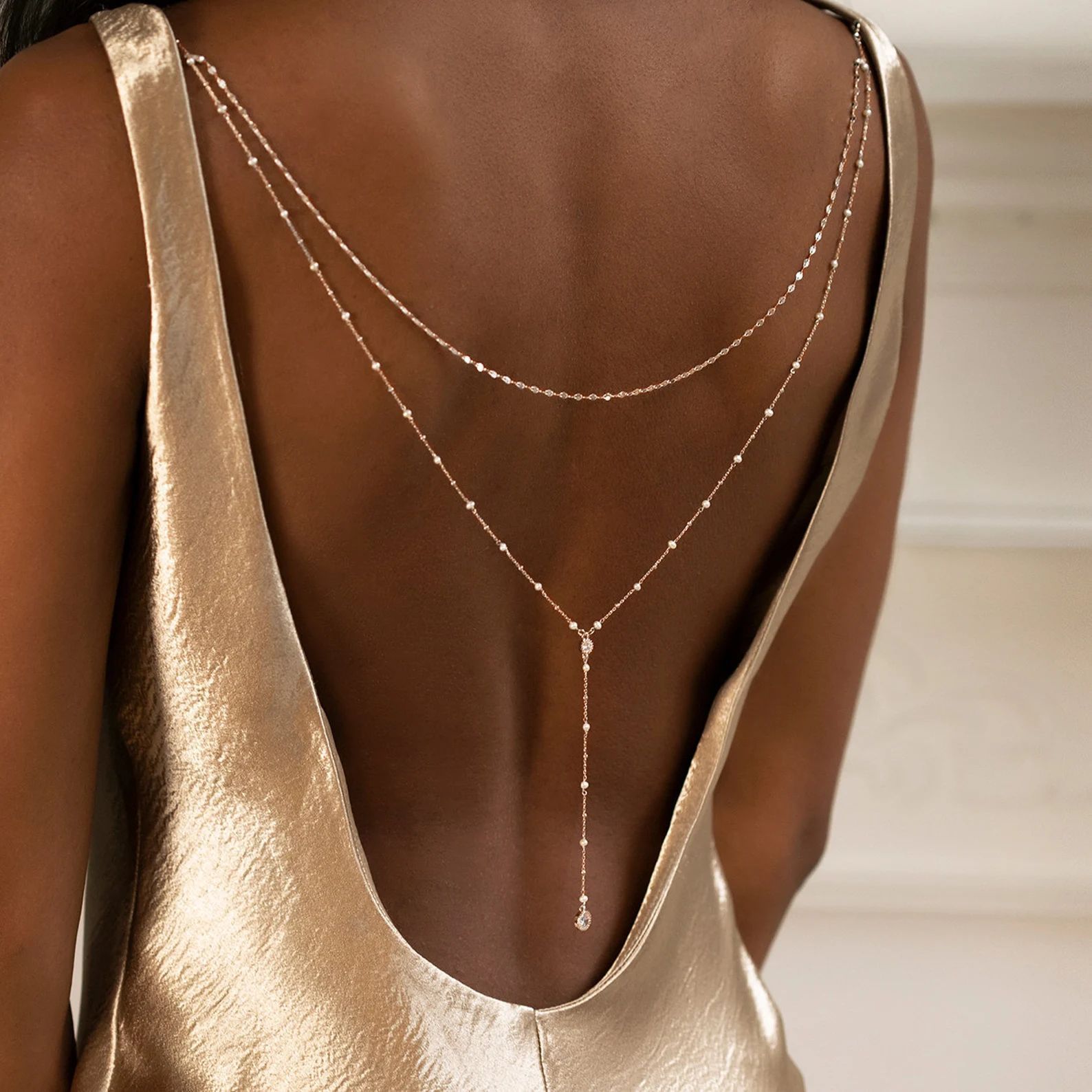 Body Jewelry For Backless Dress - Delicado Collar de Cadena con Cuentas